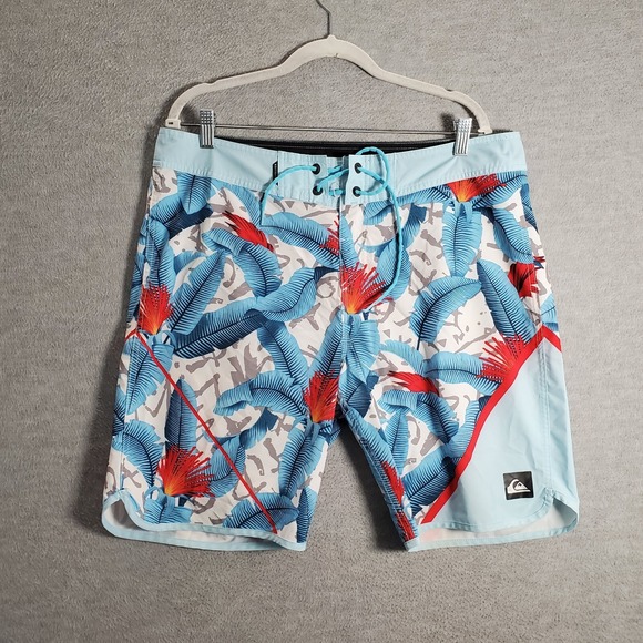 Quiksilver Men Swimwear 36 Blue Tropical Board Shorts DryFlight - Picture 1 of 12